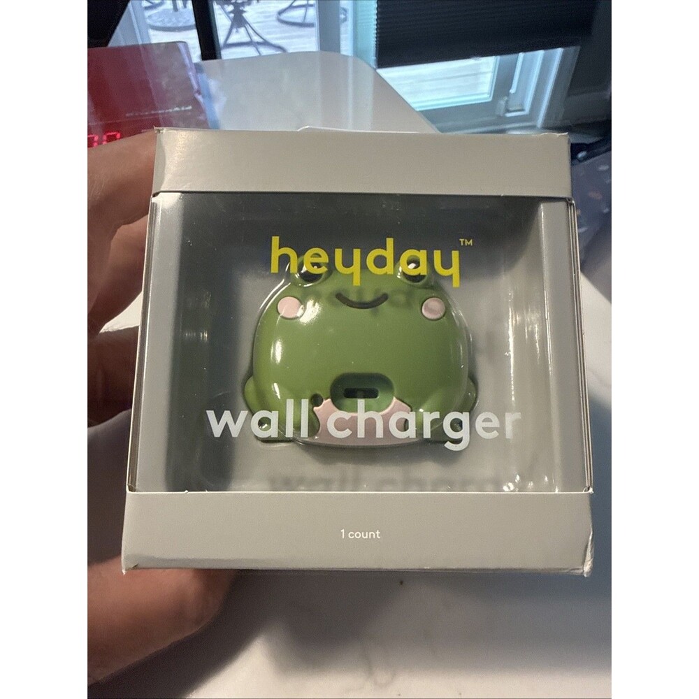 New Heyday™ USB-C Wall Charger Green Frog 15W Single Port- Charming
